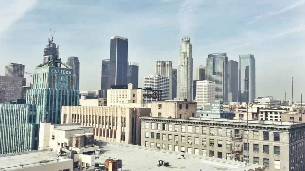 پاکستان کے کریئیٹرز کے لیے عملی گائیڈ: WeChat کے ذریعے South Africa برانڈز کے ساتھ gameplay چیلنجز کی شراکت — رابطہ، پیغام، مثالیں اور مقامی حکمتِ عملی۔