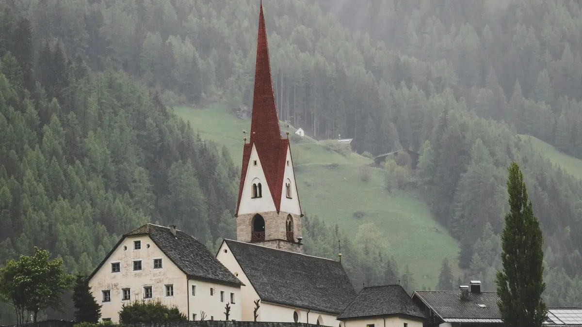 پاکستانی کریئیٹرز کیلئے: Czech Etsy برانڈز تک کیسے پہنچیں؟