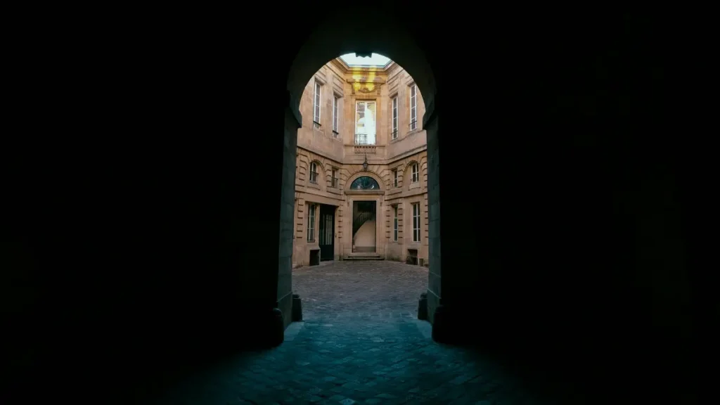 پاکستان کے برانڈز کے لیے عملی گائیڈ: ترکی کے Snapchat کریئیٹرز ڈھونڈنا، سٹریمرز کے ذریعے انسٹالز بڑھانا، اور مقامی حکمتِ عملی — قدم بہ قدم۔