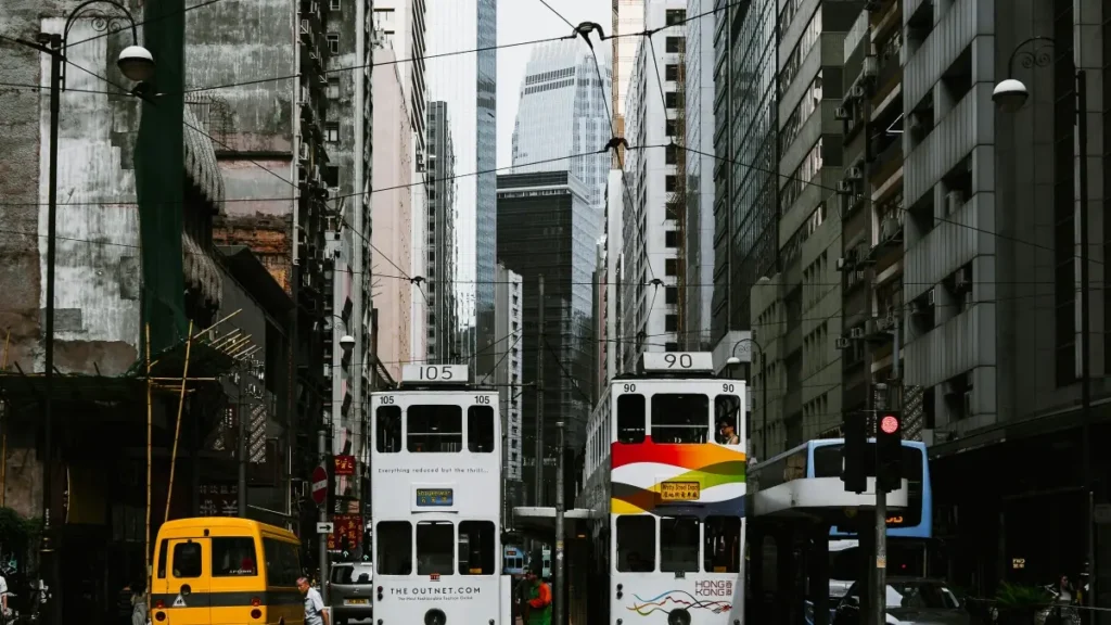 پاکستان کے کریئیٹرز کے لیے عملی گائیڈ: TikTok پر پوئرتو ریکو برانڈز تک پہنچنے، ڈیلز بند کرنے، اور منٹائزیشن ماڈلز سمجھنے کے طریقے۔